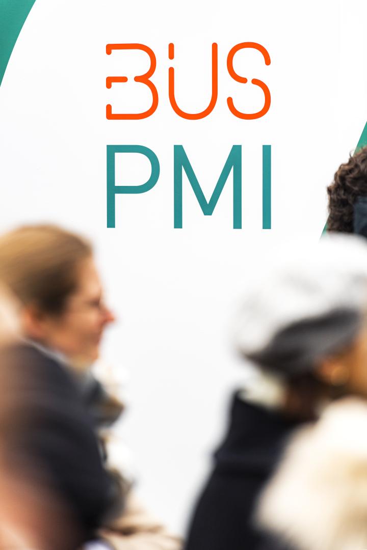 Le bus PMI de passage à Argenteuil Site de la ville d’Argenteuil