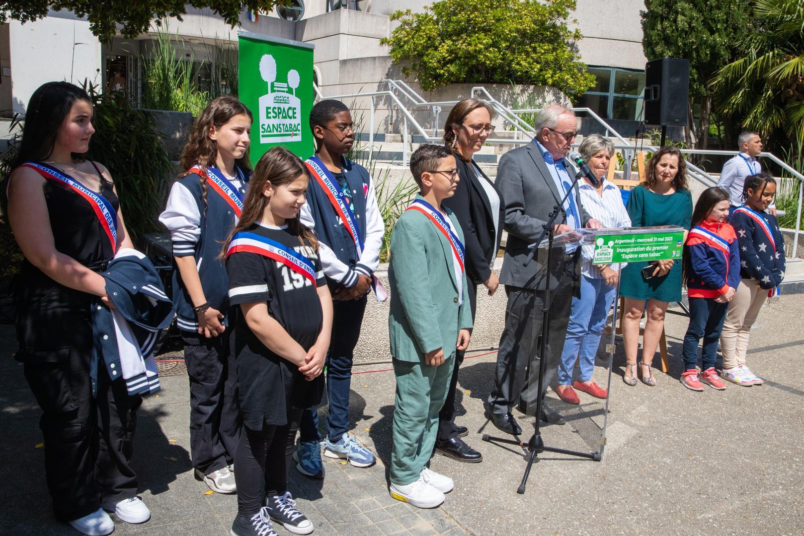Argenteuil déploie le premier « Espace sans tabac » dans le parc de l