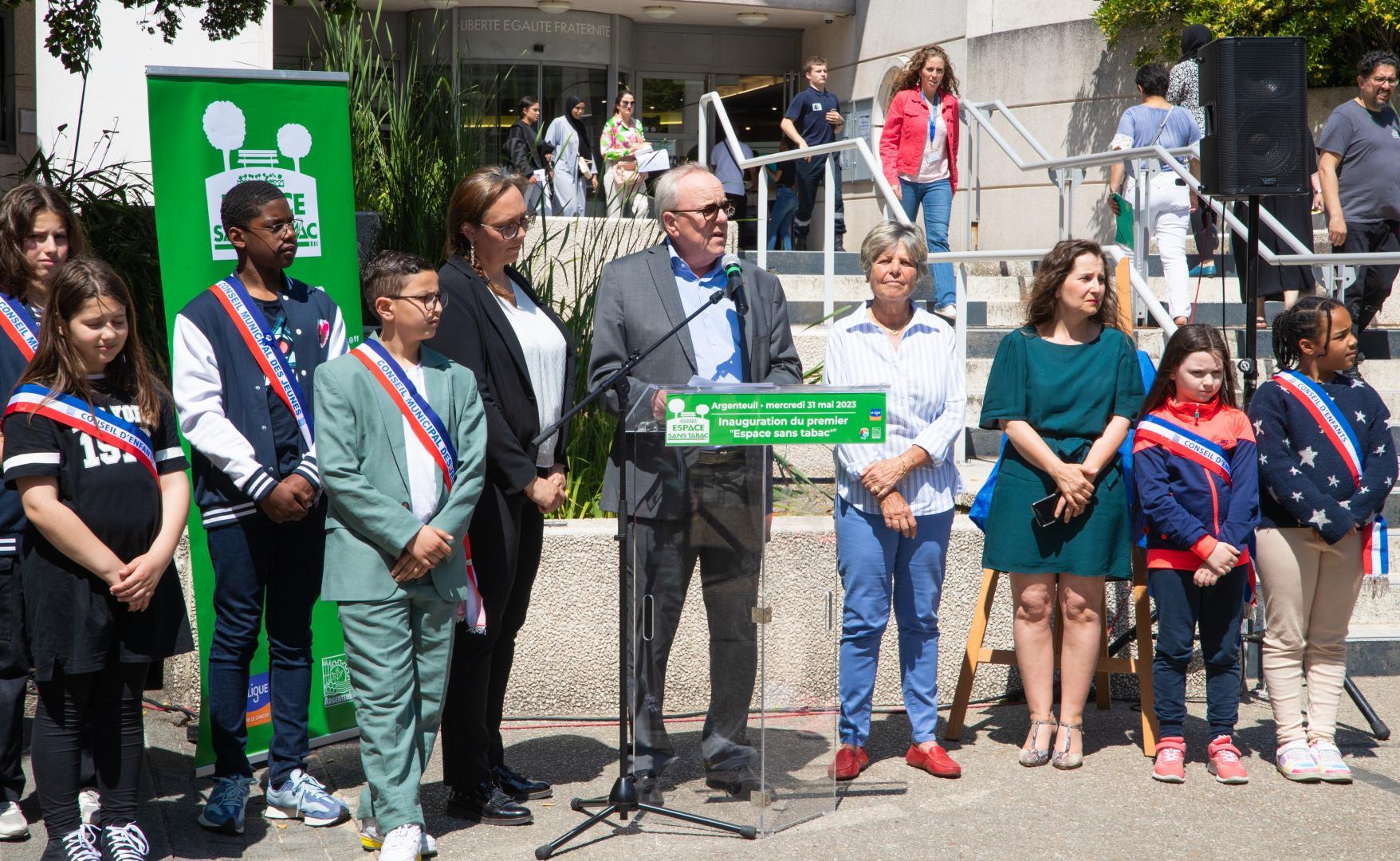 Argenteuil déploie le premier « Espace sans tabac » dans le parc de l