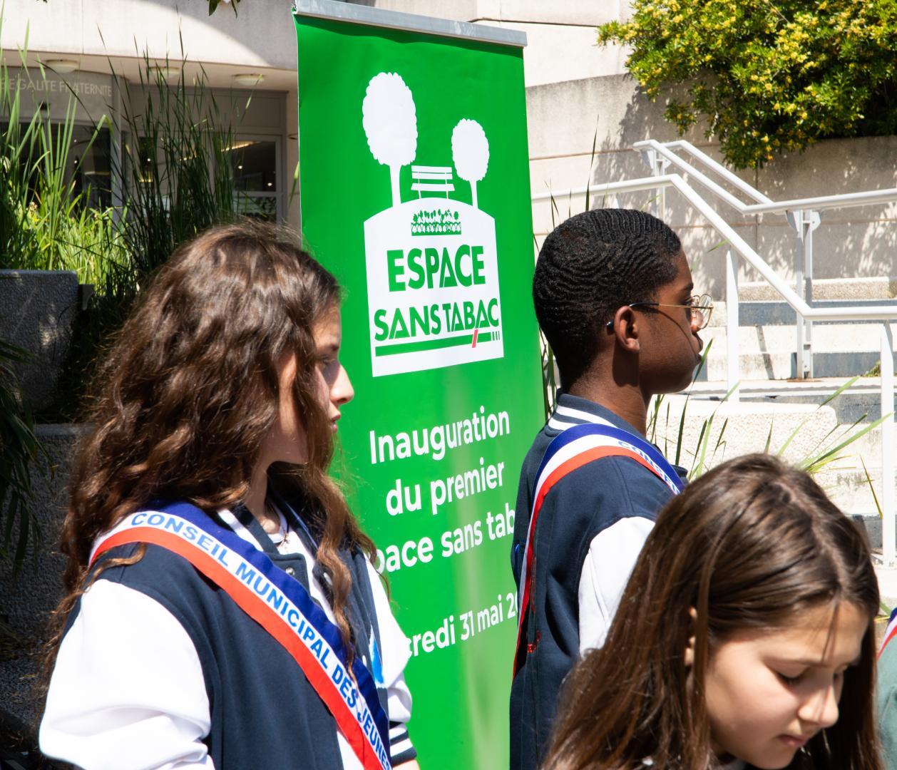 Argenteuil déploie le premier « Espace sans tabac » dans le parc de l